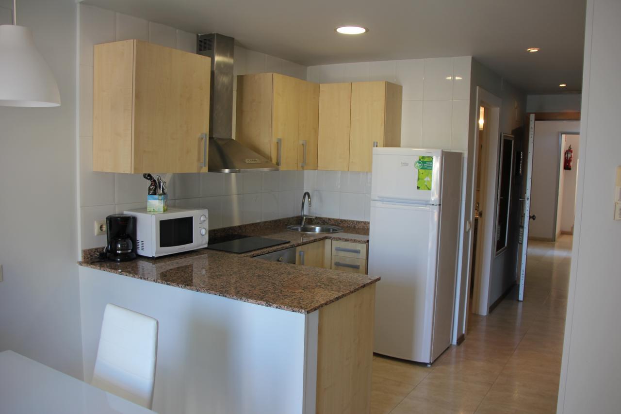 Apartamentos Caru Castelldefels Exteriör bild