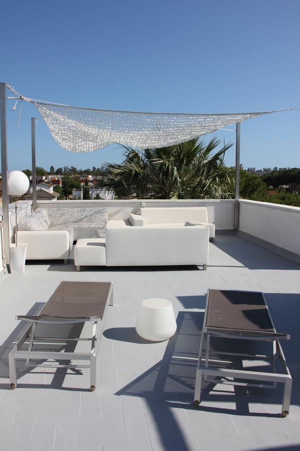 Apartamentos Caru Castelldefels Exteriör bild