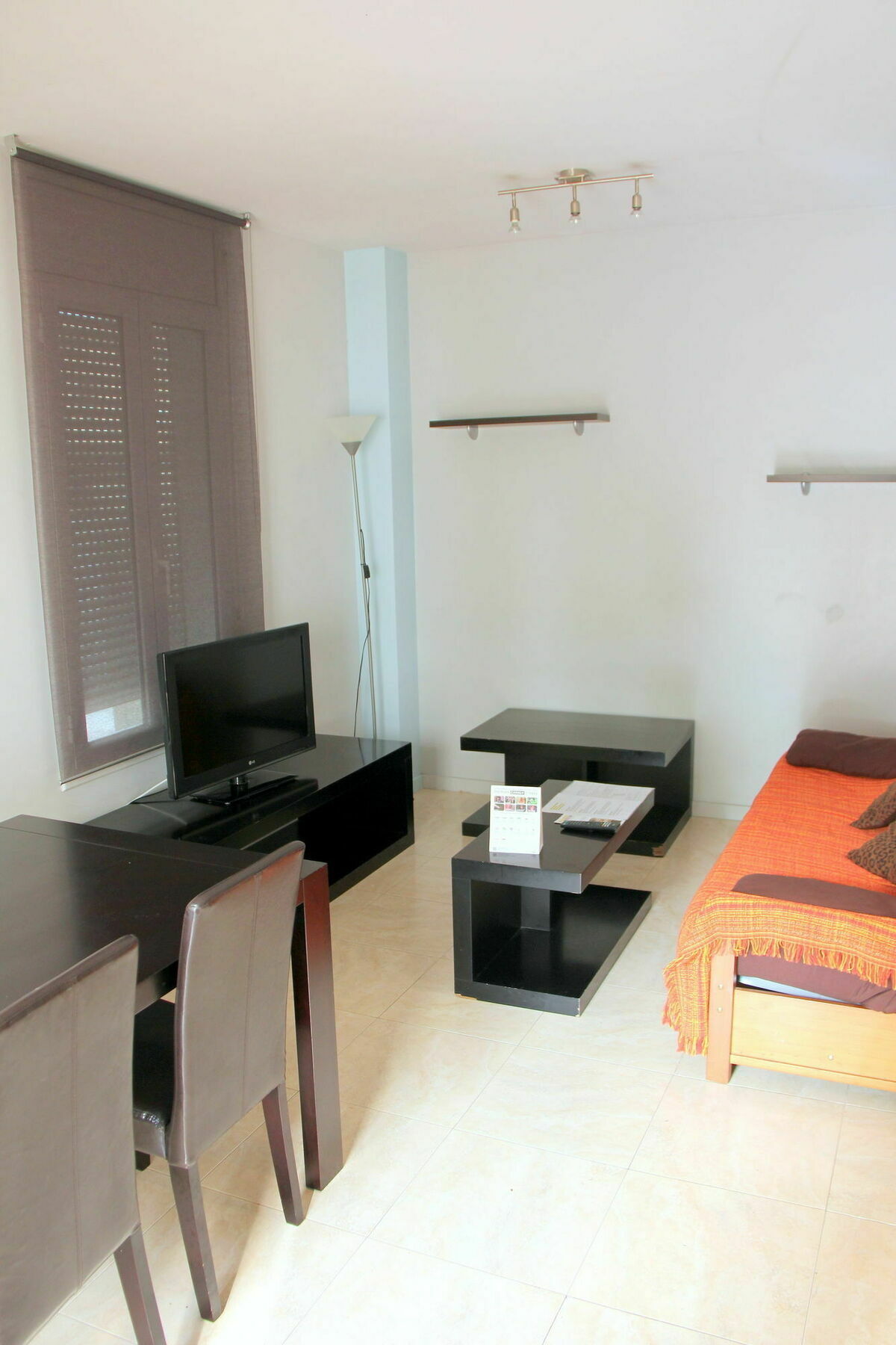 Apartamentos Caru Castelldefels Exteriör bild