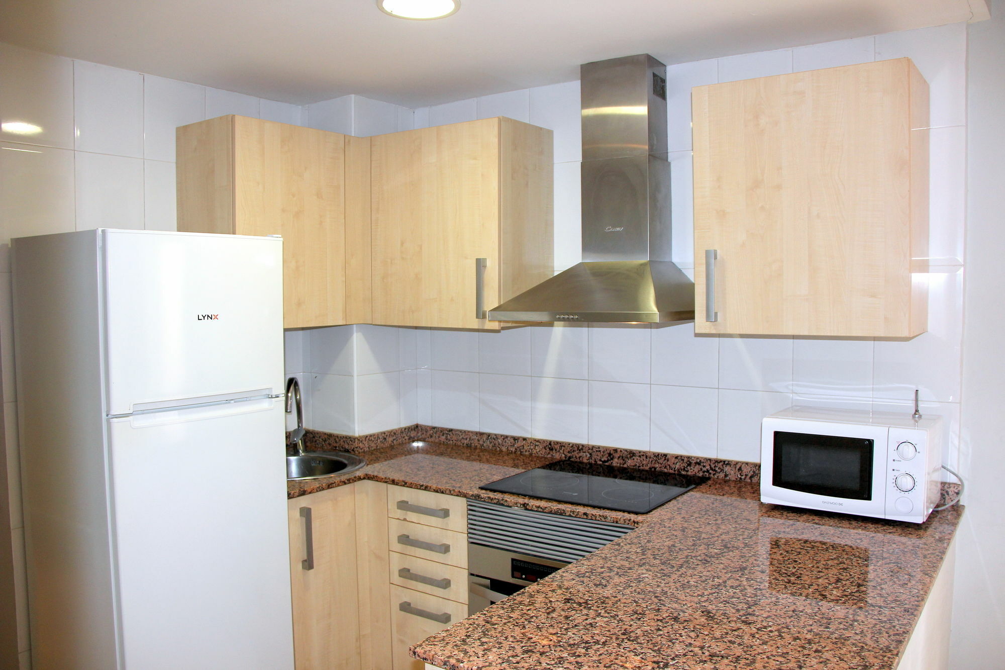 Apartamentos Caru Castelldefels Exteriör bild