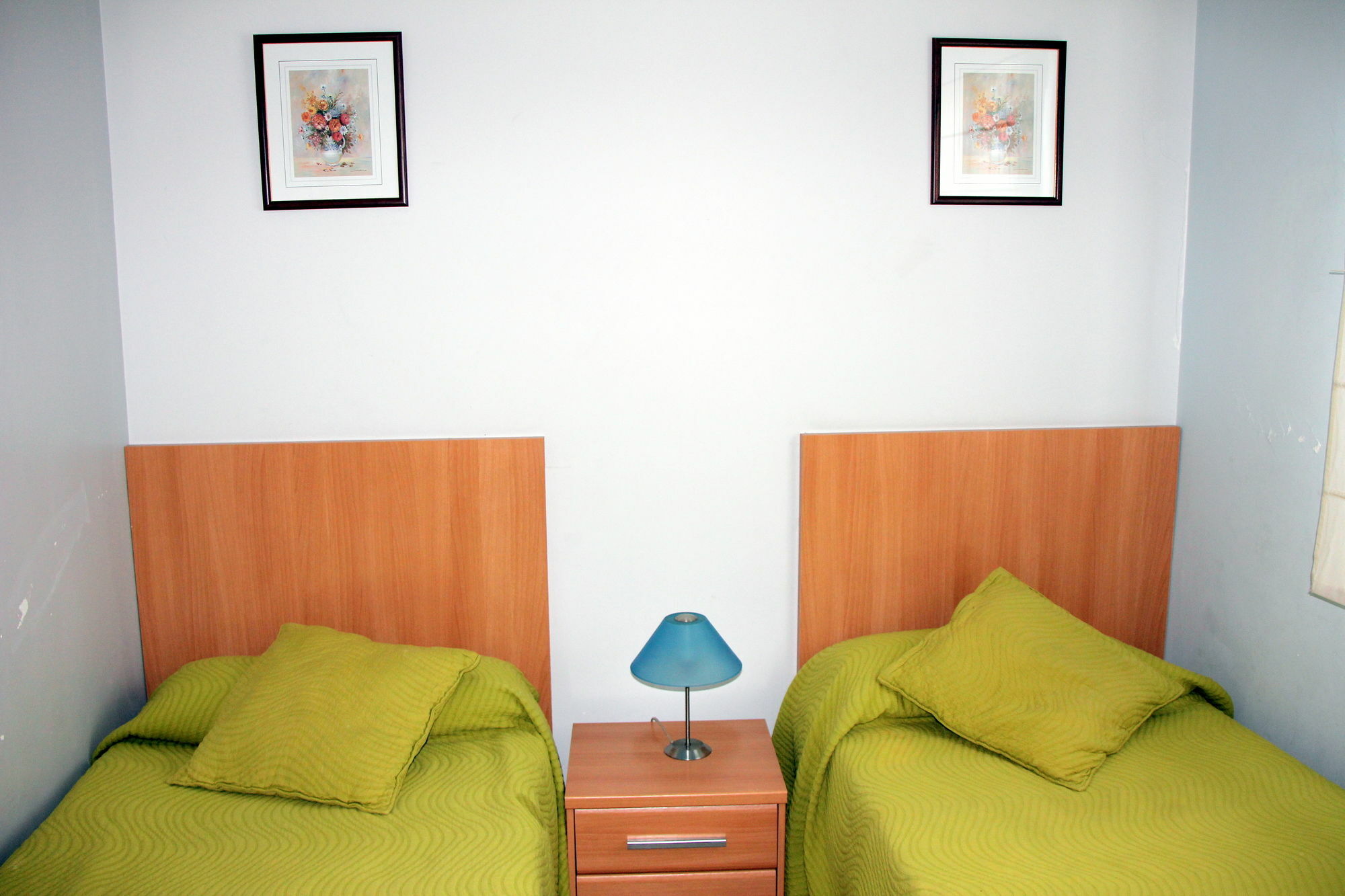 Apartamentos Caru Castelldefels Exteriör bild